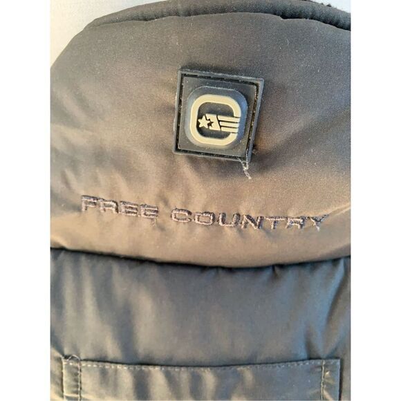 Free Country Puffer Vest - Picture 6 of 10